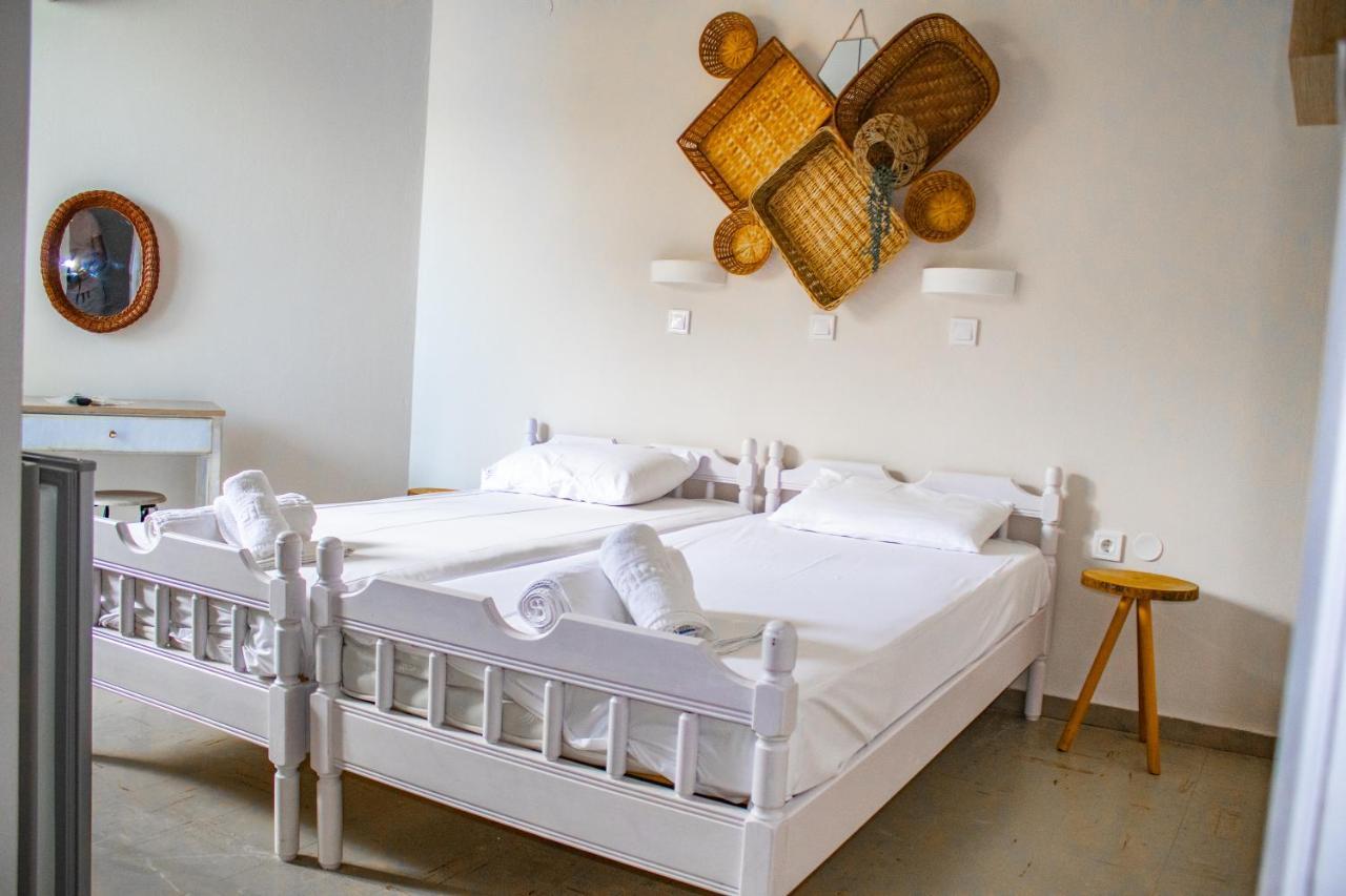 Bob'S Apartments Толон Экстерьер фото